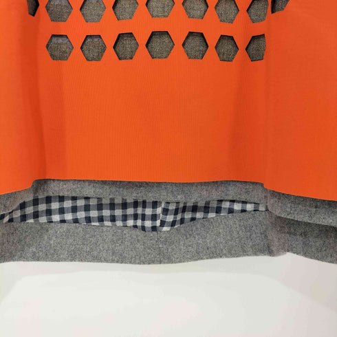 ボンディング×フリルチェック パンチング プルオーバー レディース