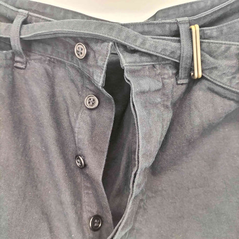 コモリ COMOLI ベルテッドデニムパンツ メンズ JPN:1