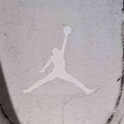 ジョーダンブランド JORDAN BRAND Jordan 1 Mid Patent Triple White レディース JPN:24