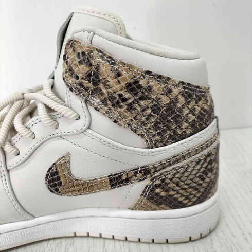 ナイキ NIKE WMNS AIR JORDAN 1 RETRO HI PRM phantom/white パイソン レディース JPN:24