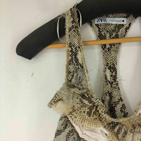 ザラ ZARA Snake print ruffled blouse Top レディース import:S