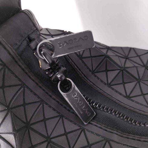 バオバオイッセイミヤケ BAO BAO ISSEY MIYAKE SADDLE BAG ボックス型 ショルダーバッグ レディース