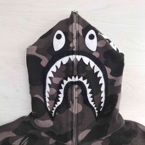 アベイシングエイプ A BATHING APE shark full zip hoodie メンズ JPN:M