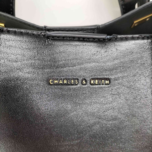 チャールズアンドキース CHARLES&KEITH 22SS ダブルハンドル スローチーバッグ レディース