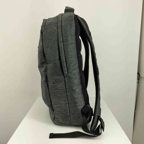 インケース incase City Collection Compack Backpack メンズ