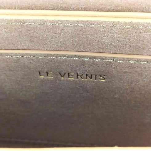 ルベルニ Le Vernis チェーンショルダーバッグ レディース