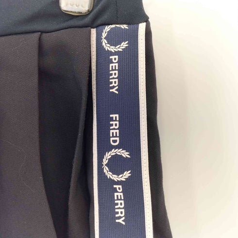 フレッドペリー FRED PERRY サイドライン プリーツ スカート レディース