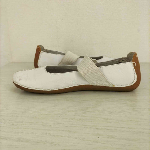 クラークス Clarks active AIR レザー フラットシューズ レディース UK:4.5
