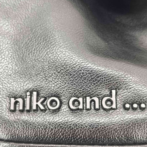 ニコアンド niko and... フェイクレザーショルダーバッグ レディース