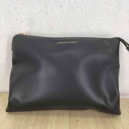 チャールズアンドキース CHARLES&KEITH Shania シャナイア ダブルハンドルスラウチーバッグ レディース