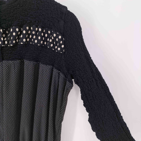イッセイミヤケミー ISSEY MIYAKE me 10SS シワ加工 シャーリング ギャザー 切替 ドット ノーカラーブラウス レディース