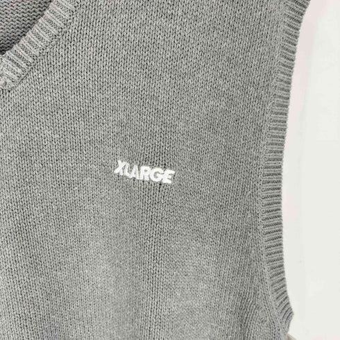 エクストララージ XLARGE STANDARD LOGO KNIT VEST Vネックニットベスト メンズ JPN:XL