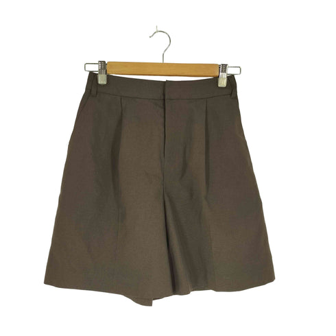 カデュネ CADUNE タック ショートパンツ レディース JPN:36