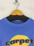 carpet company フロントプリント S/S Tシャツ メンズ JPN:M