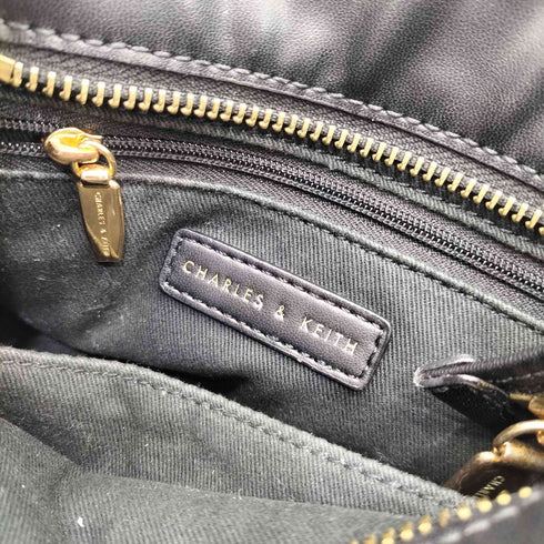 チャールズアンドキース CHARLES&KEITH キルテッド ダブルハンドル トートバッグ 2way レディース