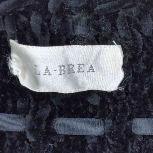 LA-BREA 金ボタン ステッチ ノーカラージャケット レディース