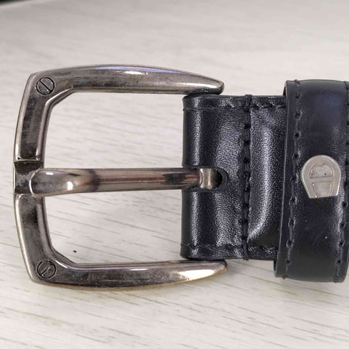アイグナー AIGNER イタリア製 シルバーバックル ロゴプレート レザー ベルト メンズ 2 W 80/32