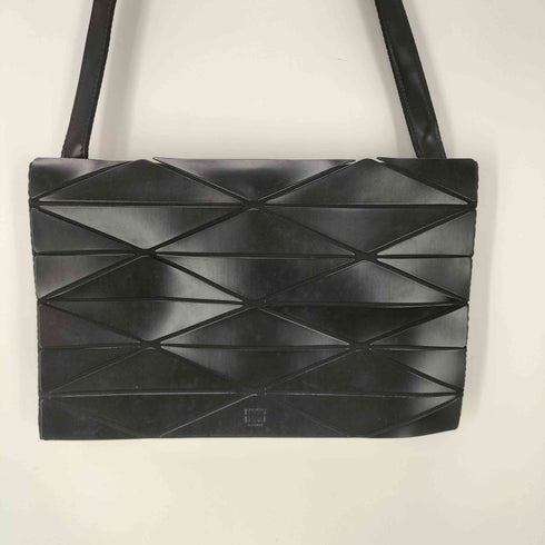 プリーツプリーズイッセイミヤケ PLEATS PLEASE ISSEY MIYAKE CROSSBODY BAG 幾何学柄 クロスボディ ショルダー バッグ メンズ