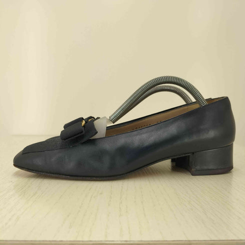 サルヴァトーレフェラガモ Salvatore Ferragamo リボンパンプス レディース 36