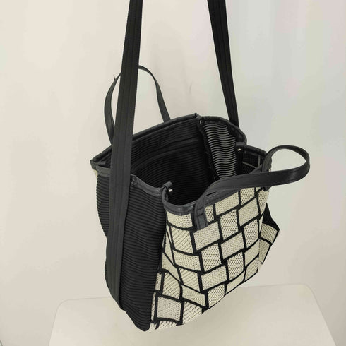 イアパピヨネ ear PAPILLONNER ニットメッシュトートバッグ レディース S