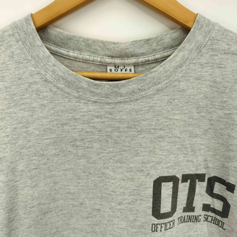 エムジェーソッフェカンパニーインク M.J.SOFFE COMPANY INC. 90-00s USA製 OTS 背面USAF クルーネック 半袖 Tシャツ メンズ import:L