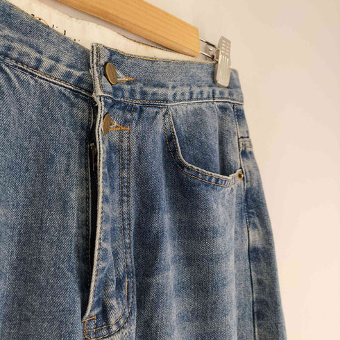 ストレートデニムパンツ レディース