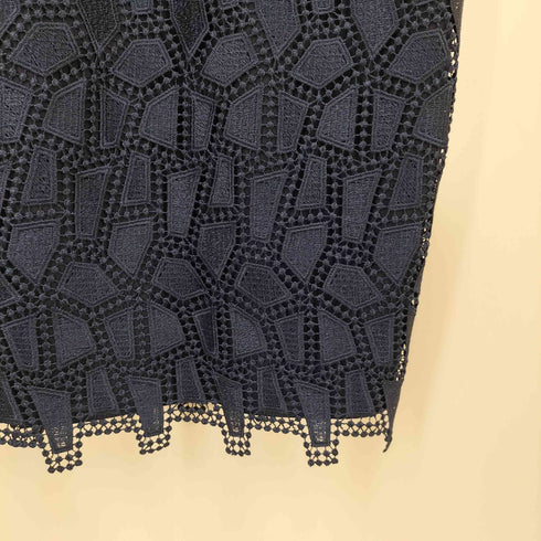 REISS 総レースノースリーブワンピース レディース