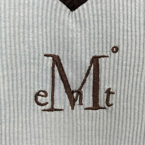 MUCENT 刺繍ロゴ 半袖ニット レディース FREE