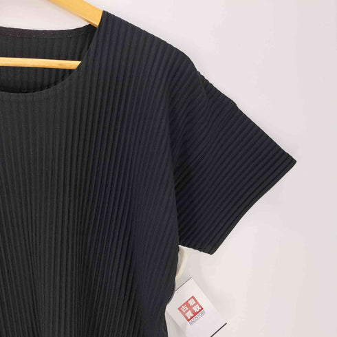 オムプリッセイッセイミヤケ HOMME PLISSE ISSEY MIYAKE BASICS ベーシック プリーツ Tシャツ メンズ JPN:2