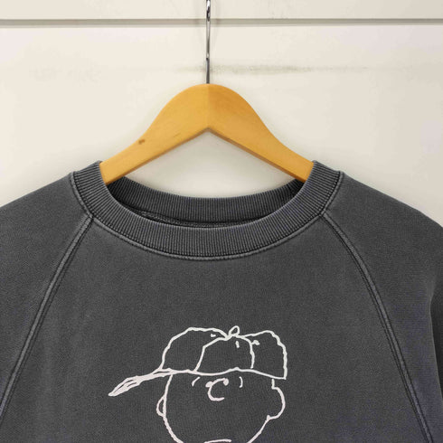 ピーナッツ PEANUTS 製品染め キャラクタープリント クルーネックスウェット メンズ JPN:L