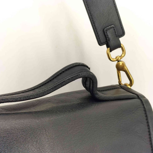 マークバイマークジェイコブス Marc by Marc Jacobs プレートレザーショルダーバッグ レディース