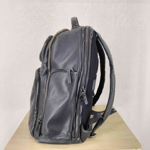 PIQUADRO HS 7046 レザーバックパック メンズ