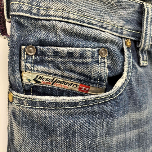 ディーゼル DIESEL ZATHAN ブーツカットボタンフライデニムパンツ Y2K メンズ 28
