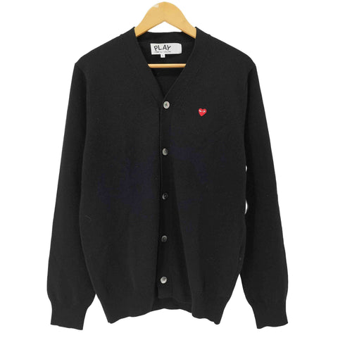 プレイコムデギャルソン PLAY COMME des GARCONS AD2021/7 V-Neck Cardigan With Red Small Emblem TOP紡毛ラムウール天竺 カーディガン メンズ JPN:L
