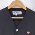 プレイコムデギャルソン PLAY COMME des GARCONS AD2021/7 V-Neck Cardigan With Red Small Emblem TOP紡毛ラムウール天竺 カーディガン メンズ JPN:L
