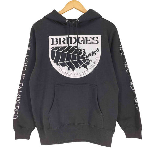 ブレインデッド BRAIN DEAD ×DEATH STRANDING 両面プリントプルオーバーパーカー メンズ M