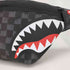 Sprayground シャークマウス モノグラム ボディバッグ ポーチ streer メンズ