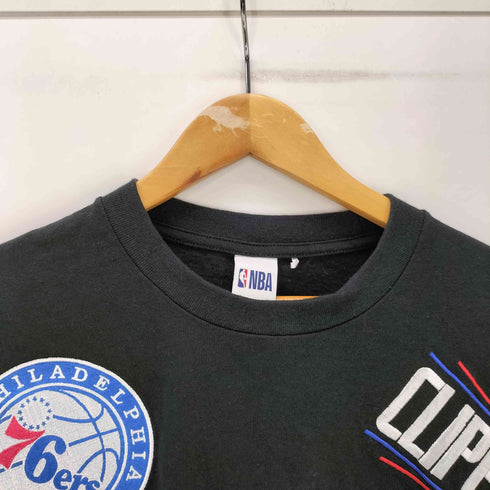 エヌビーエー NBA 23SS 別注 NBA チーム ロゴ ランダム ワッペン TEE ショートスリーブ カットソー メンズ import:M