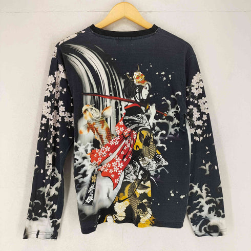バットウムスメ DIVINE RETRIBUTION 抜刀娘 Japanese pattern 鯉 桜 和柄 L/SクルーネックTシャツ メンズ JPN:L