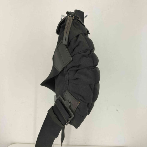 イッセイミヤケメン ISSEY MIYAKE MEN 中綿 2way ブリーフバッグ メンズ