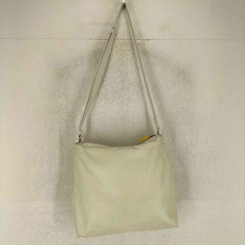マンダリナダック MANDARINA DUCK レザーショルダーバッグ メンズ
