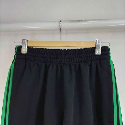 アディダスオリジナルス adidas Originals アディカラー クラシックス+ ショーツ レディース JPN:XS