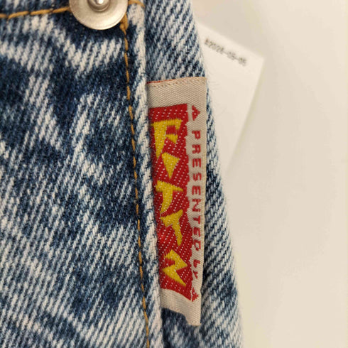 SATISFACTION GUARANTEED ケミカルウォッシュデニム メンズ