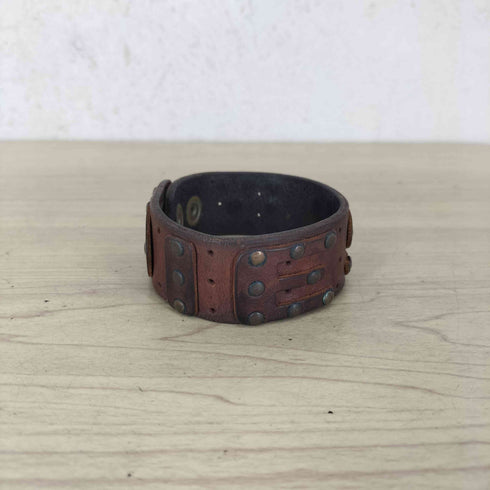 ディーゼル DIESEL スタッズ レザーバングル メンズ
