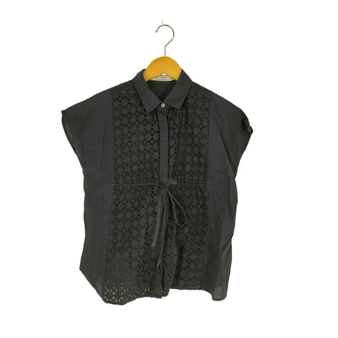 ドレステリア DRESSTERIOR カットワーク ウエストリボン ノースリーブシャツ レディース JPN:M