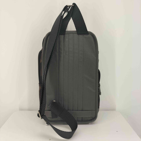 トゥミ TUMI ALPHA BRAVO MONTEREY SLIING FXTバリスティックナイロン ショルダー バッグ メンズ
