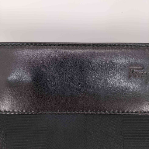 サルヴァトーレフェラガモ Salvatore Ferragamo 部分レザー マグネットボタン 2way ライン ショルダーバッグ クラッチバッグ レディース