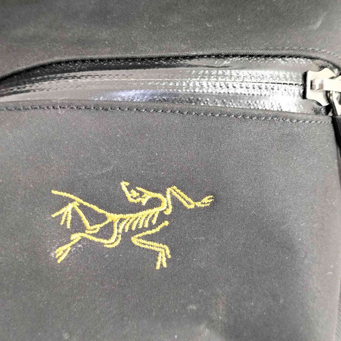 アークテリクス ARCTERYX ARRO 8 SHOULDER BAG メンズ