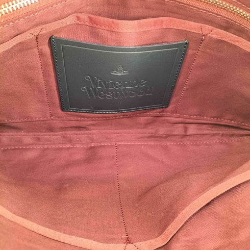 ヴィヴィアンウエストウッド Vivienne Westwood ORB エンボス加工 クラッチバッグ メンズ