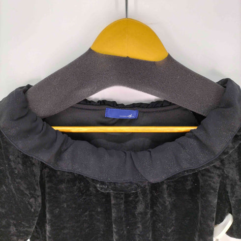 ......d.. 首元フリル パフスリーブベロアTシャツ レディース